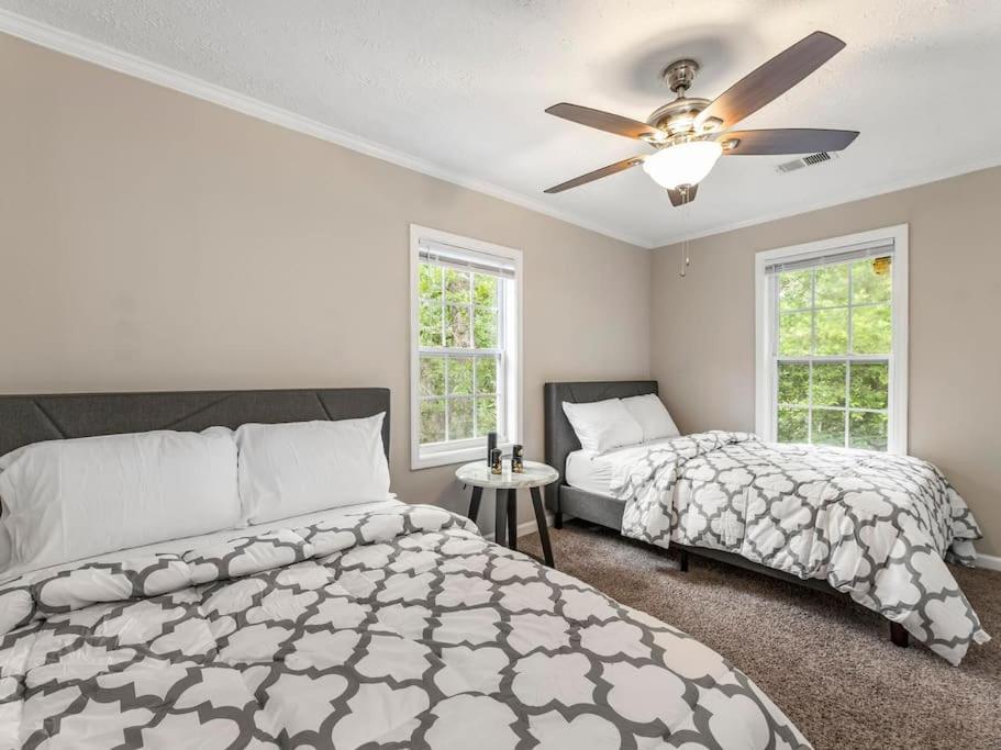 Gorgeous East Village Home Near Downtown Sleeps 12 5 Bedrooms Coffee Bbq Ac Parking Atlanta Eksteriør billede
